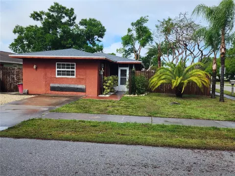 3050 8th St, Sarasota, FL 34237