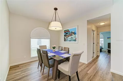 Dining - 1007 50th St E, Bradenton, FL 34208 photo 2 of 3