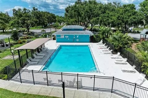 Exterior - 1007 50th St E, Bradenton, FL 34208 photo 10 of 11