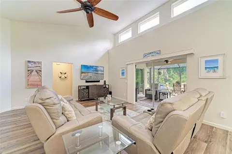 Living - 1007 50th St E, Bradenton, FL 34208 photo 2 of 3