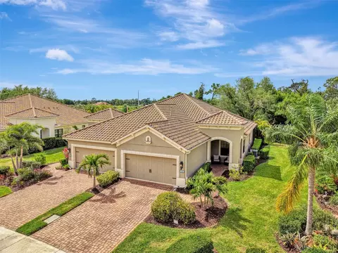 1321 Backspin Dr, Englewood, FL 34223