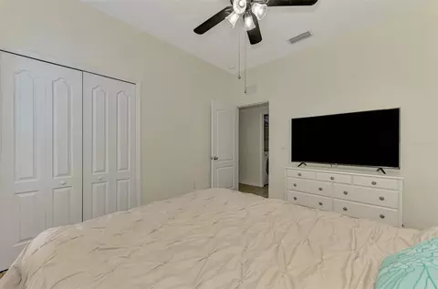 Bedroom - 1526 Westover Ave, Parrish, FL 34219 photo 2 of 2