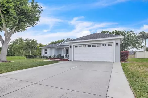 Exterior - 3022 45th Way E, Bradenton, FL 34203 photo 4 of 10