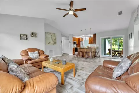 Living - 3022 45th Way E, Bradenton, FL 34203 photo 5 of 6