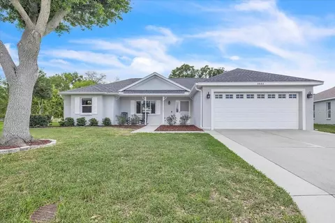 Exterior - 3022 45th Way E, Bradenton, FL 34203 photo 3 of 10