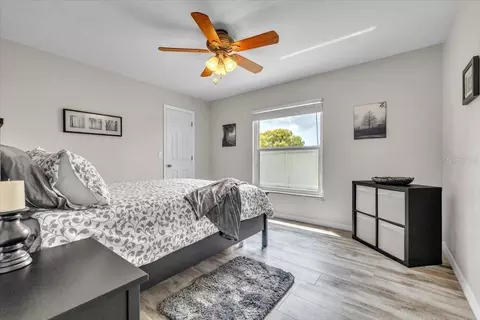 Bedroom - 3022 45th Way E, Bradenton, FL 34203 photo 4 of 6