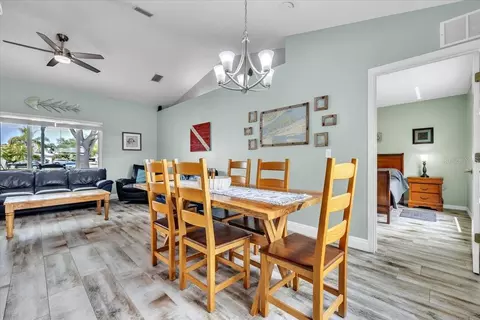Dining - 3022 45th Way E, Bradenton, FL 34203 photo 2 of 2