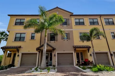 5589 Cannes Cir, Sarasota, FL 34231