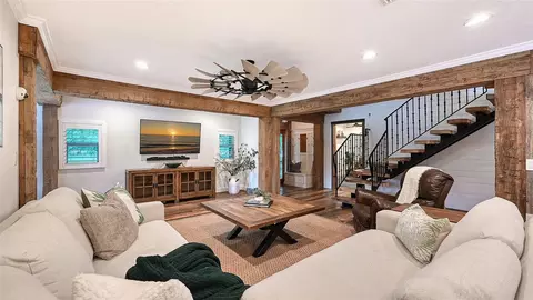 Living - 6521 219th St E, Bradenton, FL 34211 photo 5 of 7
