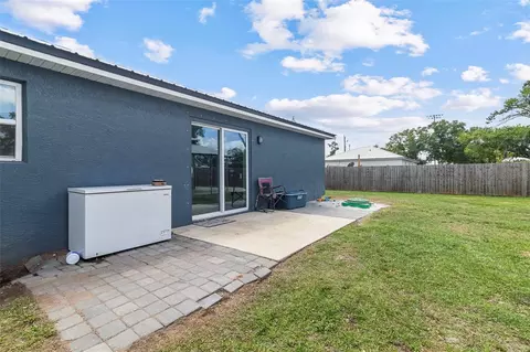 Exterior - 1620 SE Haven Dr, Arcadia, FL 34266 photo 8 of 9