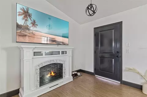 Entry Way - 1620 SE Haven Dr, Arcadia, FL 34266 photo 2 of 2
