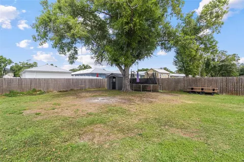 Exterior - 1620 SE Haven Dr, Arcadia, FL 34266 photo 4 of 9