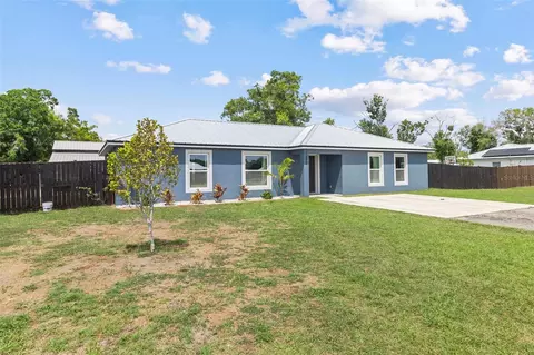 Exterior - 1620 SE Haven Dr, Arcadia, FL 34266 photo 3 of 9