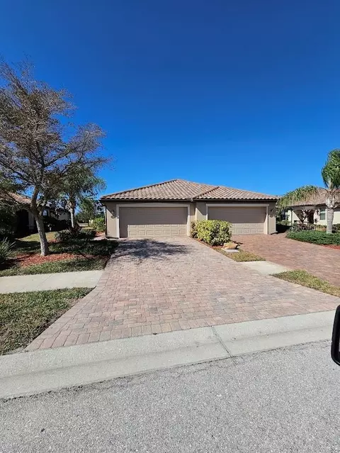 20345 Benissimo Dr, Venice, FL 34293