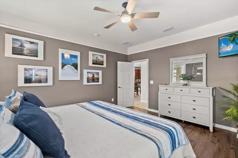 Bedroom - 8036 111th Ter E, Parrish, FL 34219 photo 2 of 7