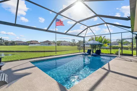 Exterior - 8036 111th Ter E, Parrish, FL 34219 photo 6 of 10