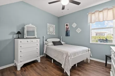 Bedroom - 8036 111th Ter E, Parrish, FL 34219 photo 5 of 7