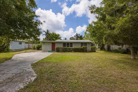 2204 Shawnee St, Sarasota, FL 34231