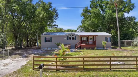 6125 Shirley Ave, Gibsonton, FL 33534