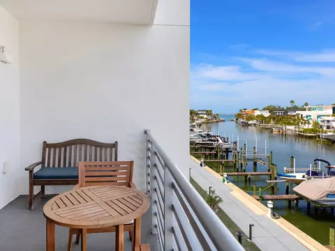 1709 N Tamiami Trl #318, Sarasota, FL 34234