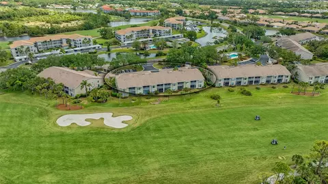 9641 Castle Point Dr #1214, Sarasota, FL 34238