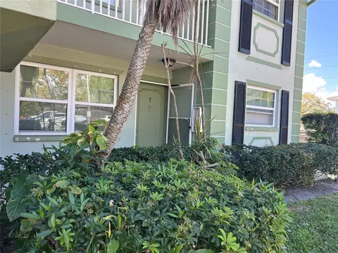 1433 S Belcher Rd #B7, Clearwater, FL 33764