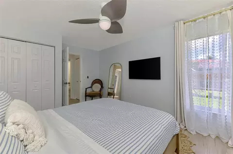 Bedroom - 5106 76th St E, Bradenton, FL 34203 photo 7 of 7
