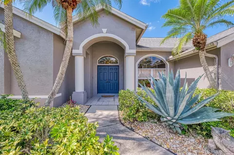 Exterior - 5106 76th St E, Bradenton, FL 34203 photo 2 of 12