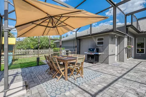 Exterior - 5106 76th St E, Bradenton, FL 34203 photo 7 of 12