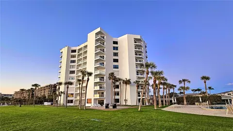 1000 Longboat Club Rd #304, Longboat Key, FL 34228