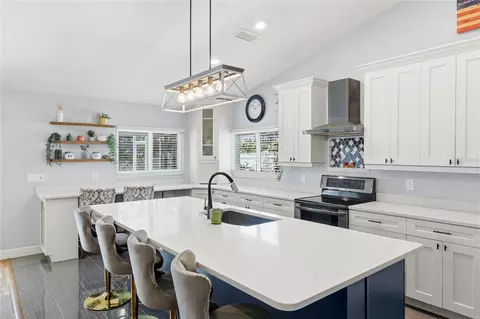 Kitchen - 10810 Sailbrooke Dr, Riverview, FL 33579 photo 3 of 3