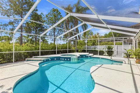 Exterior - 10810 Sailbrooke Dr, Riverview, FL 33579 photo 1 of 14