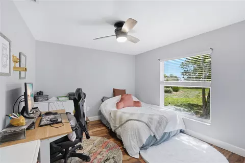 Bedroom - 10810 Sailbrooke Dr, Riverview, FL 33579 photo 4 of 5