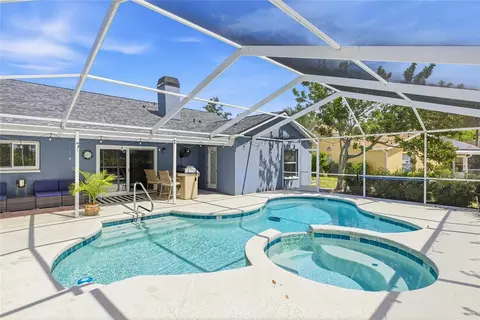 Exterior - 10810 Sailbrooke Dr, Riverview, FL 33579 photo 8 of 14
