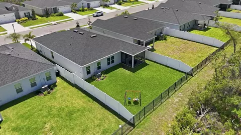 View/Area - 806 170th Ct E, Bradenton, FL 34212 photo 5 of 9