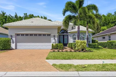 12323 Thornhill Ct, Lakewood Ranch, FL 34202