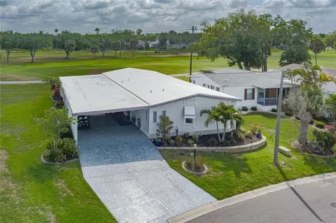8520 Countess Avenue Cir, Palmetto, FL 34221