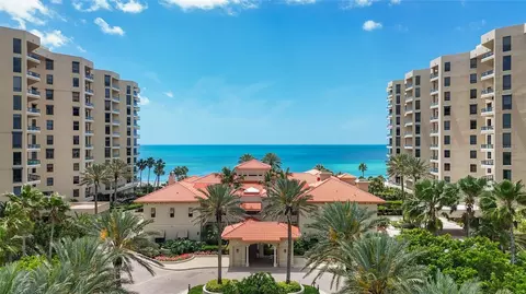 1241 Gulf Of Mexico Dr #506, Longboat Key, FL 34228