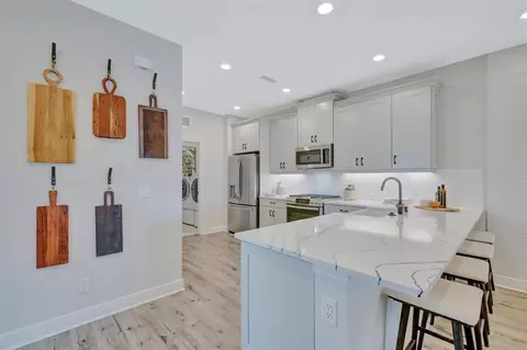 Kitchen - 18173 Cherished Loop, Bradenton, FL 34211 photo 2 of 11