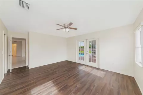 Living - 5615 18th Ave E, Bradenton, FL 34208 photo 6 of 6