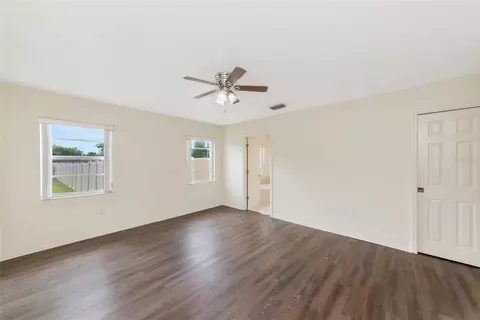 Other - 5615 18th Ave E, Bradenton, FL 34208 photo 3 of 9