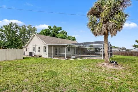 Exterior - 5615 18th Ave E, Bradenton, FL 34208 photo 12 of 19