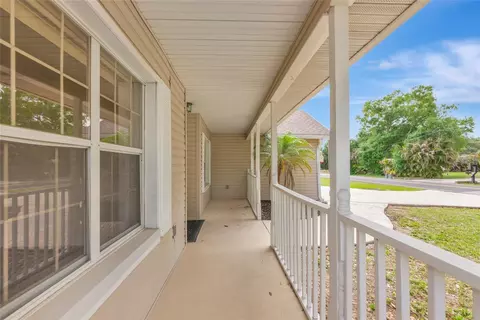 Exterior - 5615 18th Ave E, Bradenton, FL 34208 photo 15 of 19