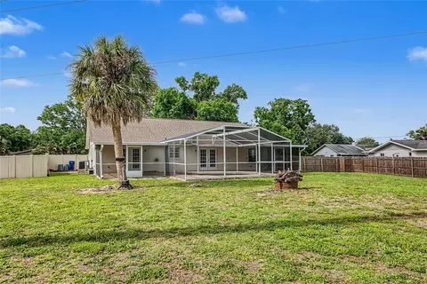 Exterior - 5615 18th Ave E, Bradenton, FL 34208 photo 14 of 19