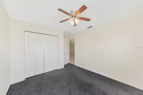 Bedroom - 5615 18th Ave E, Bradenton, FL 34208 photo 6 of 7