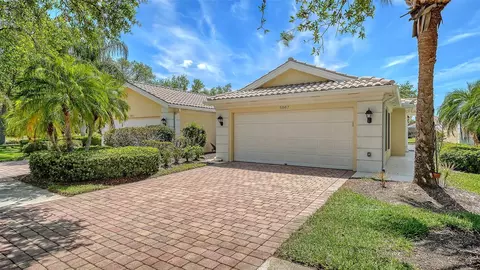5867 Helicon Pl, Sarasota, FL 34238