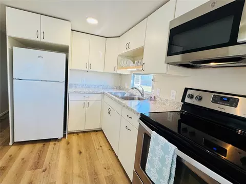 8 6th St, Bradenton, FL 34210 photo 15