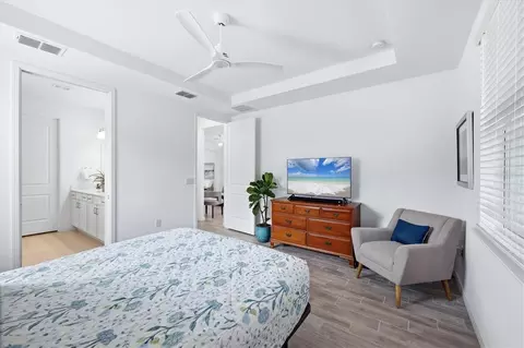 Bedroom - 8706 Ocean Tides Cv, Parrish, FL 34219 photo 3 of 5