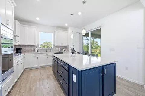 Kitchen - 8706 Ocean Tides Cv, Parrish, FL 34219 photo 2 of 4