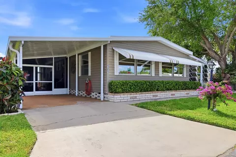 6710 36th Ave E #121, Palmetto, FL 34221